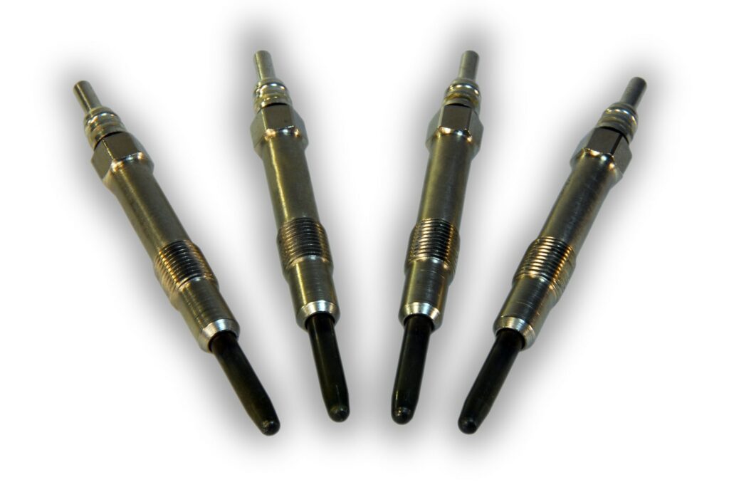 Kit De 4 Bougies De Préchauffage Pour Renault Clio III 1.5L DCI - Pièce Générique Neuve - Garantie 1 An